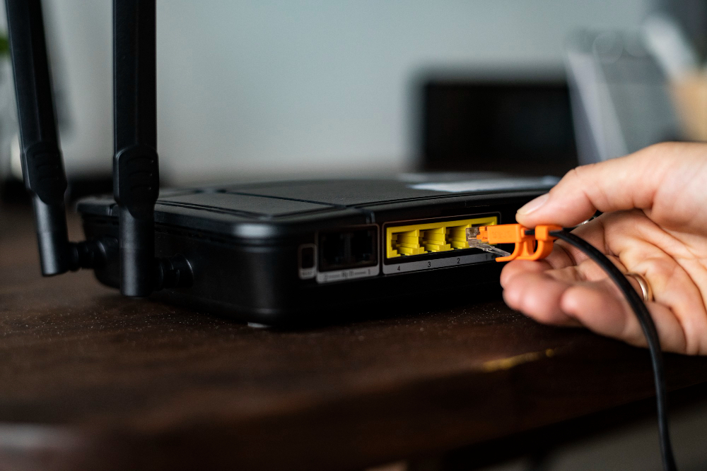 Mesh vs. extender vs. a new router